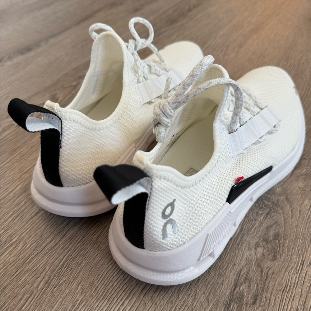 Brand New On Running women’s Cloudeasy white sneakers, size 9.5